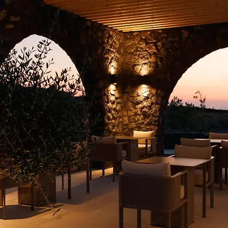 Elysian Retreat * Oia