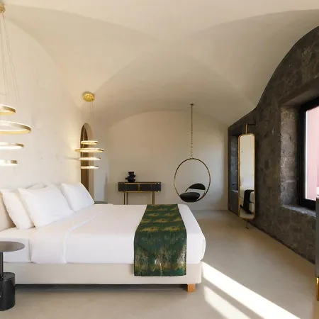Elysian Retreat Oia